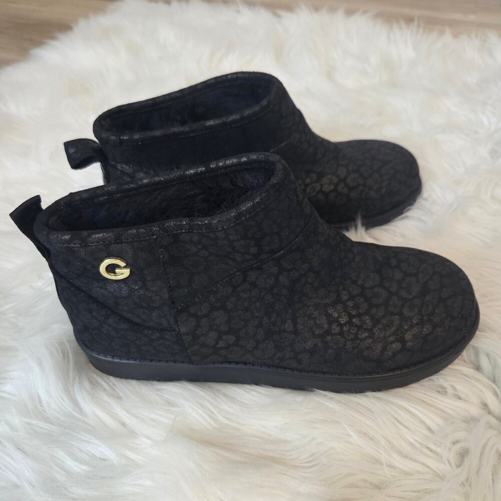 New G by Guess Black Leopard Print Mini Boot Sz 6